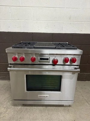 Wolf DF364G - 36" Professional Dual Fuel Range 4 Burners + Griddle Red Knobs - Image 1 of 4