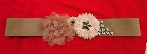 GORGEOUS J. Crew Flower & Rhinestone Elastic Belt Fabric Stretch Women S/M Tan - Picture 1 of 12