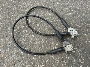 Correas para cables de puerta trasera derecha e izquierda Lincoln Mark LT 2006-08 OEM usado - Imagen 1 de 6