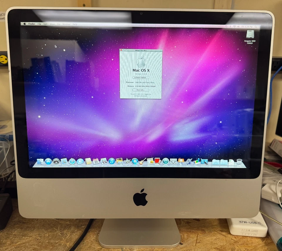 Apple iMac 20-inch August 2008 2.66GHz Intel Core 2 Duo (MB324LL/A) w/Rosaetta - Image 1 of 3