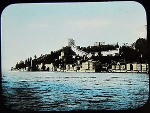 Glass Magic Lantern Slide THE CASTLE RUMELIHISAN C1890 PHOTO TURKEY BOSPORUS - Picture 1 of 2