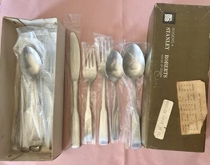 VTG Rogers Madison House Flatware Set of 28 pcs Svc for 4 Original Box NOS 70s - Picture 1 of 4