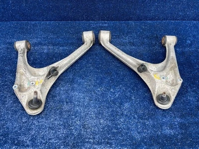 2006–2010 Saturn Sky conjunto de braço de controle inferior traseiro esquerdo direito fabricante de equipamento original 15222277 - Imagem 1 de 4