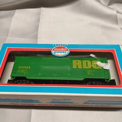 Model Power #9011 Reading Box Car #20033 HO Scale Vintage (RDG RR) - Image 1 of 4