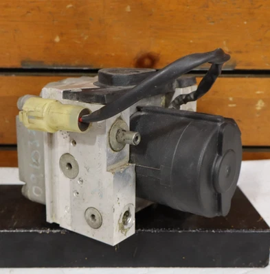 1999-2004 Land Rover Discovery ABS Antilock Brake Pump Module SRB 101241 00 - Image 1 of 4