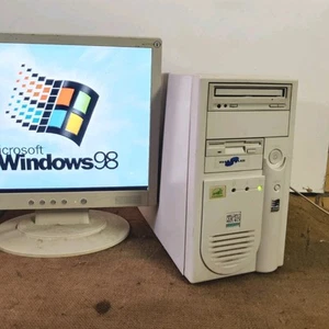 Computer Vintage 6x86Mx-Pr200 - Mainboard AT Case + Windows 98 + Grafikkarte - Bild 1 von 9