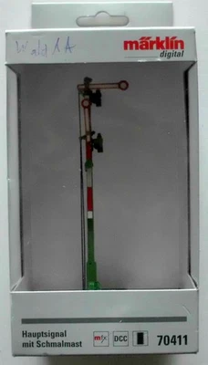 Märklin #70411  Hauptsignal mit Schmalmast (Hp 0 / Hp 1 / Hp 2),  mfx, NEU + OVP - Bild 1 von 2