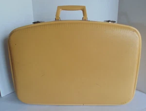 Vtg Yellow Suitcase Hard Shell Luggage No Key 20.5" Across 15" Tall 6" Wide - Picture 1 of 16
