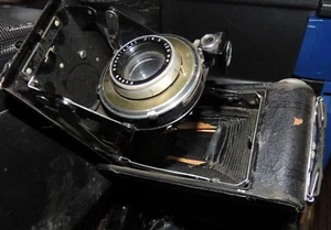 Vintage Kodak Vigilant Six-16 No.2 Kodamatic Folding Camera In Box With Papers - Picture 1 of 10