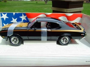 1:18 Scale 1971 Buick GSX---BOX---EXCELLENT--- - Picture 1 of 8