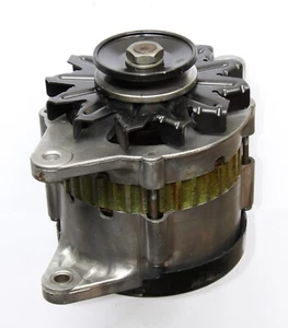 1978-86 Nissan 310, 720 Pickup, Pulsar, Sentra & 200SX OE Alternator #14652 - Picture 1 of 7