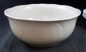 Cuenco de verduras redondo Mikasa Iris 7 pulgadas Spring Line FT725 - Imagen 1 de 5