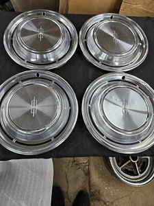 1967-70 Oldsmobile Cutlass 14" Hubcaps - Bild 1 von 4