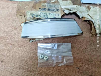 Cuarto trasero exterior Toyota Crown MS120 LS120 MS123 MS125, DIESTRO NOS genuino Japón Foto 1 de 4