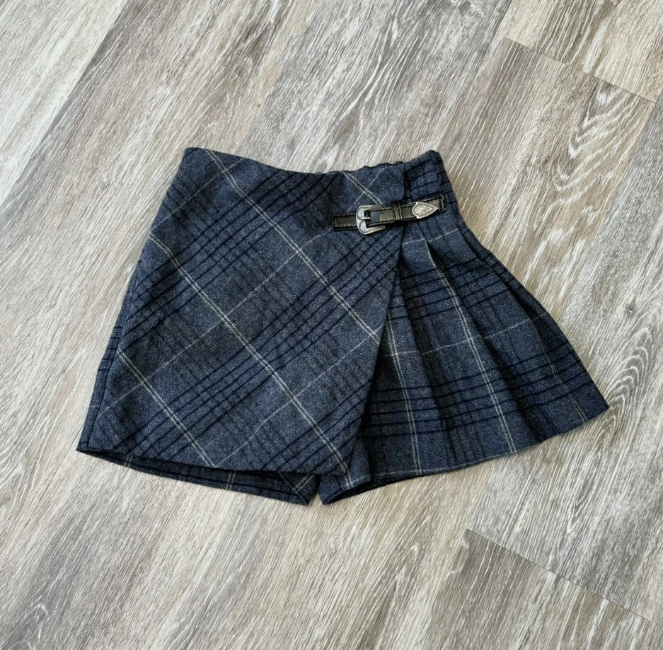 Falda corta plisada azul marino talla 8 a cuadros Zara Kids Collection Foto 1 de 4