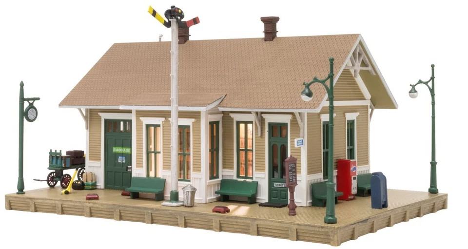 Woodland Scenics 5023 Finished Model Dansbury Depot - Image 1 of 1