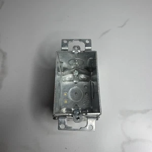 Crouse-Hinds TP162 2-1/2" Gangable Steel Switch Box with Ears and NMB Clamps - Picture 1 of 8