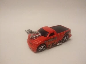 Hot Wheels Ford pickup lightning red 2002 big engine - Zdjęcie 1 z 5