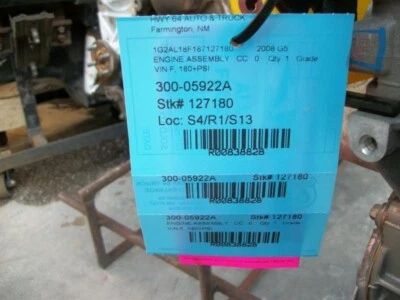 Brazo de control inferior delantero derecho usado delantero se adapta a: Pontiac G5 Soft Ride S 2008 Foto 1 de 3