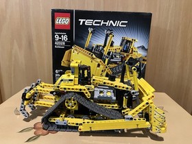 LEGO TECHNIC: Bulldozer (42028)