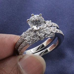 2,50 kt runder simulierter Diamant Verlobungsring Braut besetzt in 14 K Weißgold - Bild 1 von 8