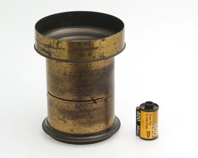 Voigtländer & Sohn Vienna Braunschweig Large Format Lens Type III No.22397 - Image 1 of 4