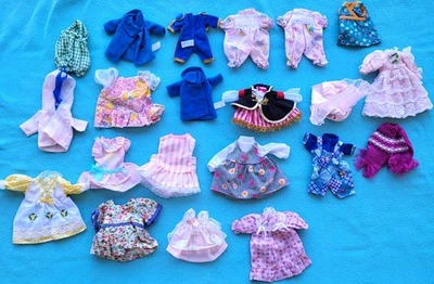 Lote de ropa de muñeca bebé miniaturas vestido tops todo en uno Foto 1 de 4