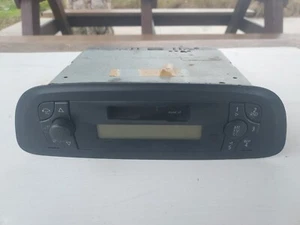 Audio Equipment Radio Am-fm-cassette Fits 05-06 SPRINTER 2500 1985717 - Picture 1 of 4