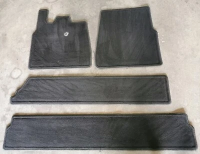 *04-07 Alfombrillas Ford Freestar delanteras medias negras traseras/Juego de 4  Foto 1 de 4