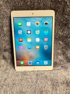 iOS 8.4.1/9.3.5 | iPad Mini | Preloaded with classic games | Help Combat E-Waste - Picture 1 of 11