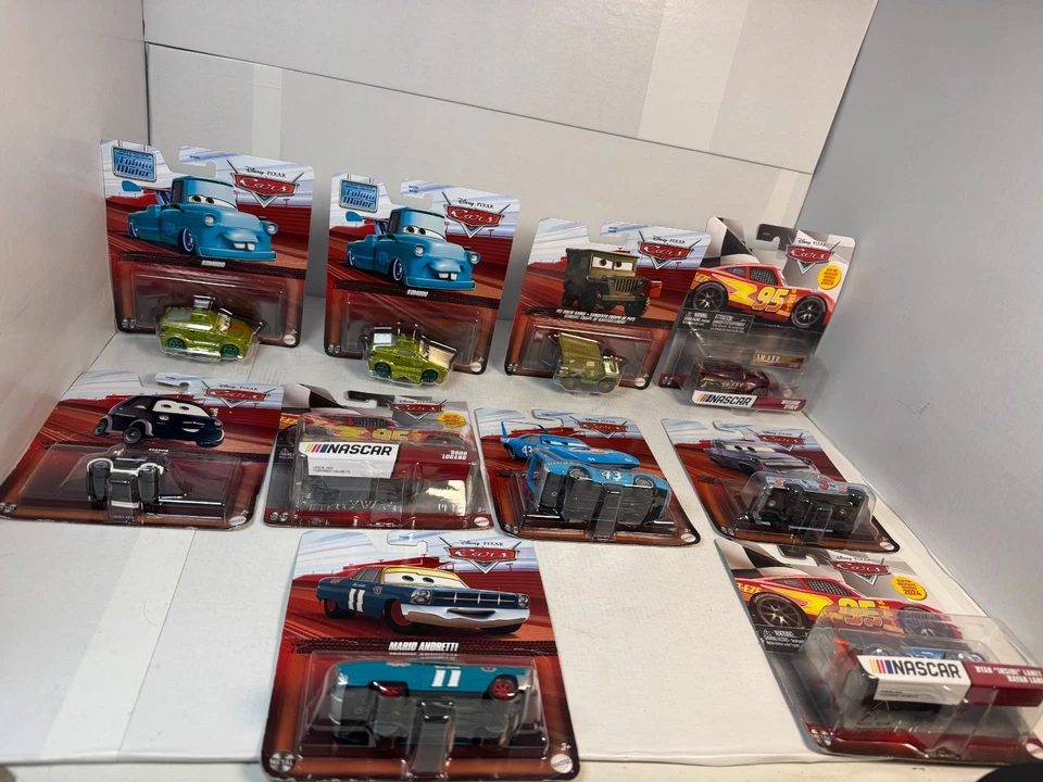 Disney Cars Diecast Lote de 10 Vehículos Coleccionables Nuevo en Caja Foto 1 de 4