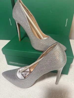 Lauren Lorraine Women’s Sz 9 Silver Stiletto Crystal Rhinestones Pointed Toe - Image 1 of 4