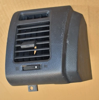 Toyota 4Runner LHD-P 2003-2009 moldura de tablero de ventilación de pasajero OEM 355651-5090 Foto 1 de 4