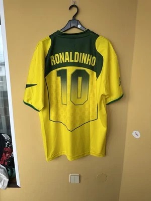 Brazil Home football shirt 2004 Ronaldinho #10 Soccer Nike Rare Trikot Size XL - Image 1 of 4