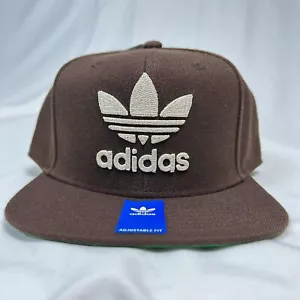 NUEVO CON ETIQUETAS Adidas Originales Trifolio Gorra de Béisbol Cadena Snapback Marrón Hombres O/S - Imagen 1 de 5