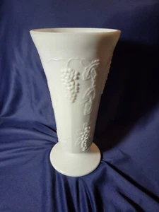Vintage Milk Glass Vase 10” X 5” - Picture 1 of 4
