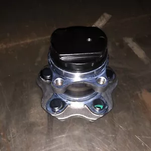 Genuine NEW Nissan Hub Assembly Rear D3202-JG01JNW - Bild 1 von 6