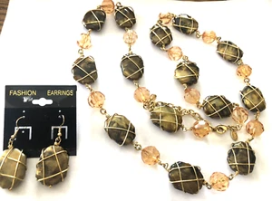 JOAN RIVERS Autumn Colors Wired Necklace & Dangle Earrings - Picture 1 of 1