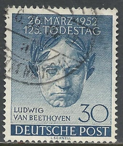 BERLIN SCOTT 9N80 USED VF - 1952 30pf BLUE ISSUE  CAT $30.00 - Picture 1 of 2