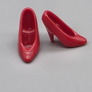 VINTAGE 90ER BARBIE SCHUHE WEIHNACHTEN ROT CLASSIC HEELS PUMPS - Bild 1 von 7