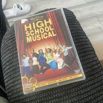 High School Musical - Image 1 of 4