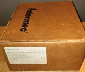 Impresora de códigos de barras portátil térmica directa Intermec PB3 con Bluetooth y serie - Imagen 1 de 3