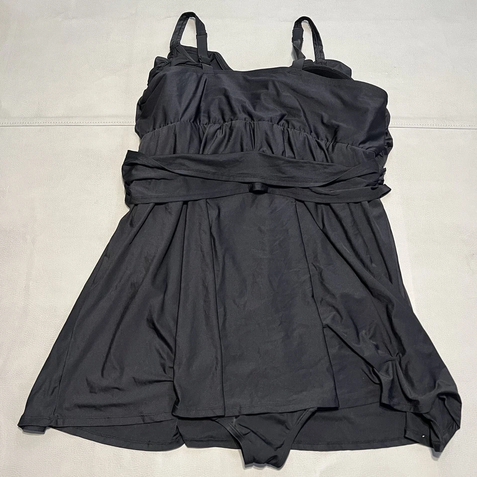 Traje de baño Catherines negro de una pieza vestido de baño Rouche sujetador incorporado Plus 30W-8536 Foto 1 de 4