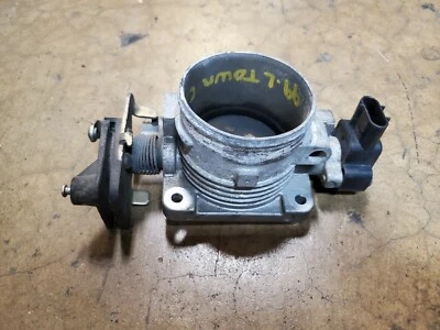 1998-1999-2000-2001-2002  LINCOLN TOWN CAR THROTTLE BODY  - Image 1 of 3