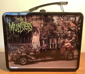 THE MUNSTERS TIN TOTE - Picture 1 of 5