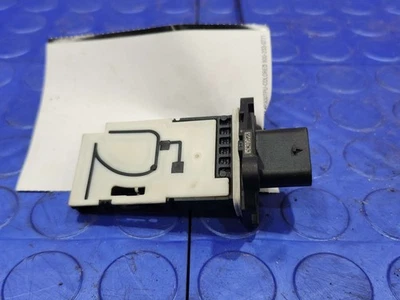 Sensor de flujo de aire másico Dodge Jeep Chrysler 2,4 L MAF genuino OEM 68144197AB Foto 1 de 4