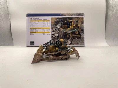 Cat D11 Dozer Tkn Design & Metal Tracks Muddy Edition 1/87 HO Scale DM 85777 - Image 1 of 4