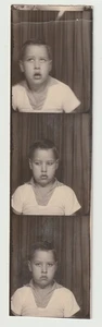 CABINA DE FOTOS VINTAGE - TIRA - LINDO NIÑO HACIENDO CARAS - Imagen 1 de 1