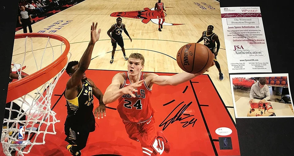 Lauri Markkanen Chicago Bulls Autographed Signed 11x14 JSA WITNESS COA Layup - Image 1 of 1