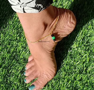 Tobillera espinal negra delicada con cuentas de Zambiab verde para mujer Foto 1 de 4